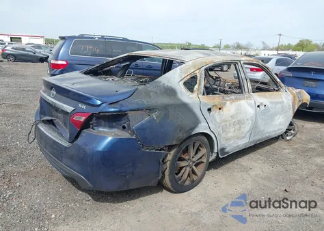 2016 Nissan Altima 2.5 Sr из США, поврежденный, VIN 1N4AL3AP2GC156807